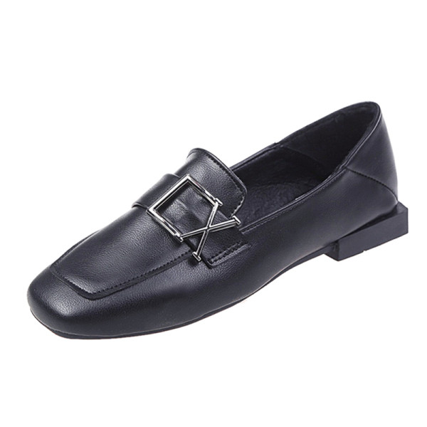 Ежедневни дамски кожени обувки с  равна подметка 