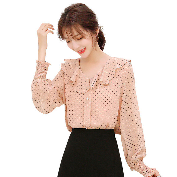 Sieviešu moderns krekls ar punktiem divās krāsās ar ovālu kakla izgriezumu