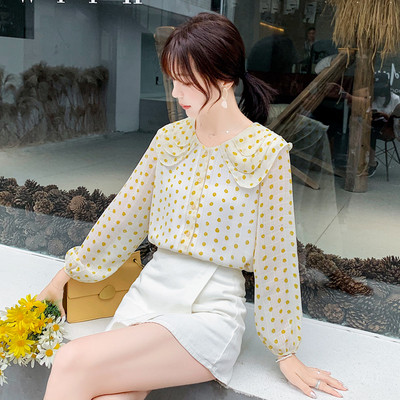 Paprasti moteriški balti marškiniai su ovalia iškirpte