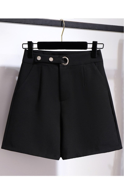 Pantaloni scurti eleganti de dama model larg cu talie inalta si elemente metalice