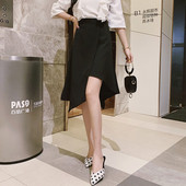 Дамска черна асиметрична пола с висока талия