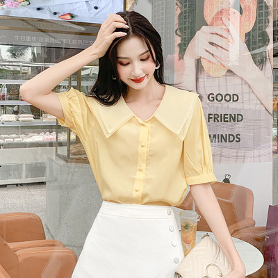 Sieviešu ikdienas krekls ar 3/4 piedurknēm un špica kakla izgriezumu