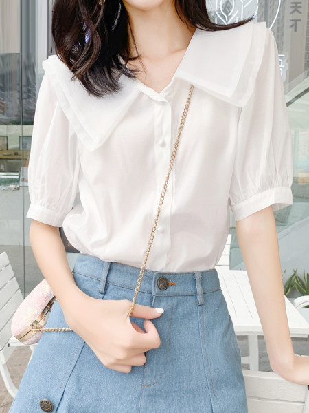 Sieviešu ikdienas krekls ar 3/4 piedurknēm un špica kakla izgriezumu