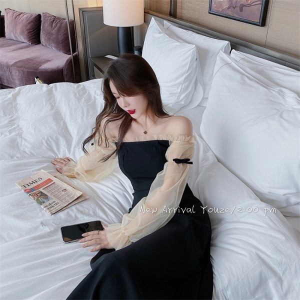 Дълга дамска рокля с паднали ръкави от тюл 