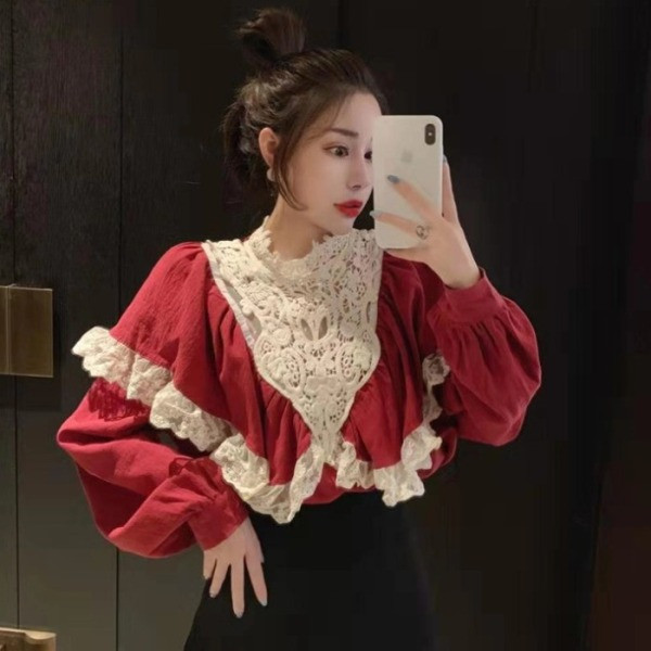 Retro naiste särk madala kraega kaelas ja pitselementidega