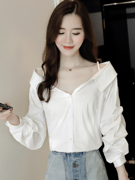 Ležerna ženska košulja bijele boje s V izrezom