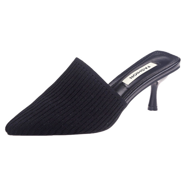 Moteriškas modernus šlepetės smailus modelis su plonu žemu kulnu