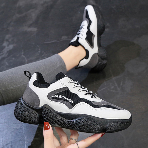 Moteriški laisvalaikio sportbačiai su spalvingais kaklaraiščiais