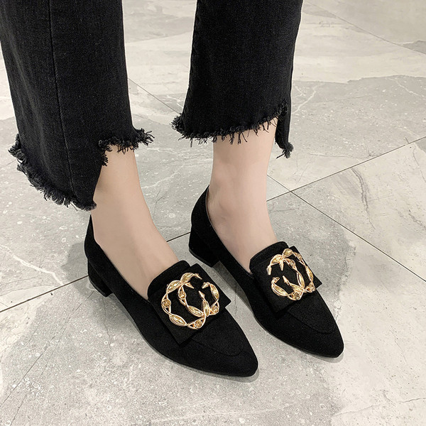 Дамски модерни карирани  обувки с дебел ток и метална катарама 