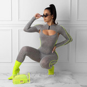 Kopējais sieviešu uzvalks piemērots fitnesam un jogai