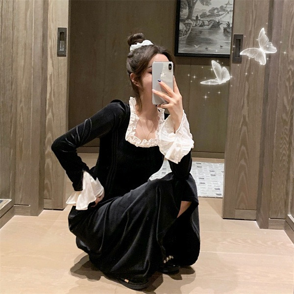 Retro naiste sametkleit kandilise dekoltee ja pitselementidega