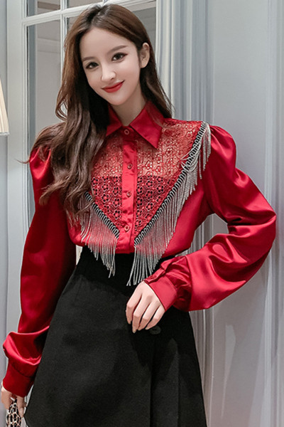 Retro stila sieviešu krekls ar mežģīnēm un klasisku apkakli