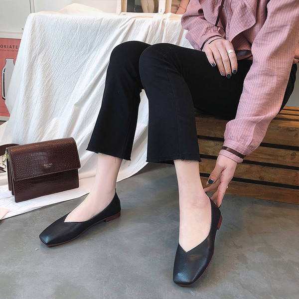 Ежедневни дамски пролетни  кожени обувки с равна подметка 