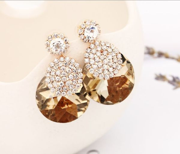 Stílusos női fülbevaló ezüst kövekkel