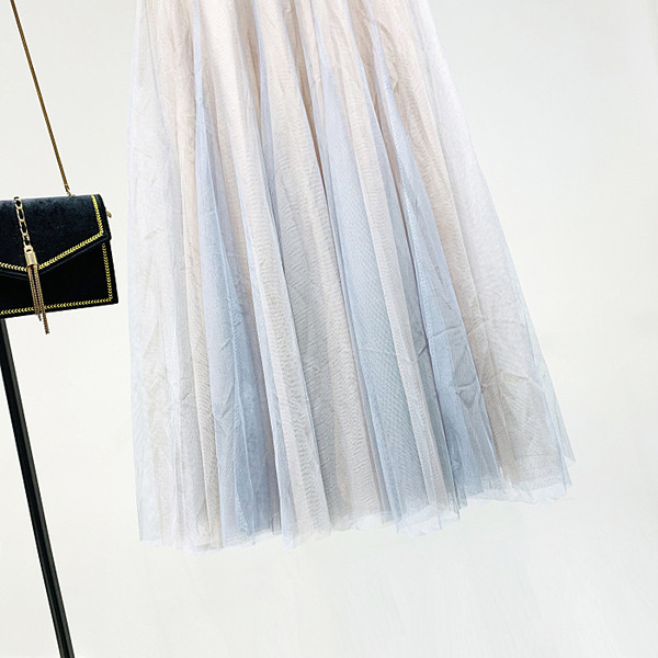 Модерна дамска пола с ластична талия и тюл