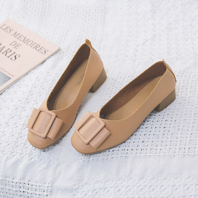 Дамски кожени обувки с дебел ток и панделка