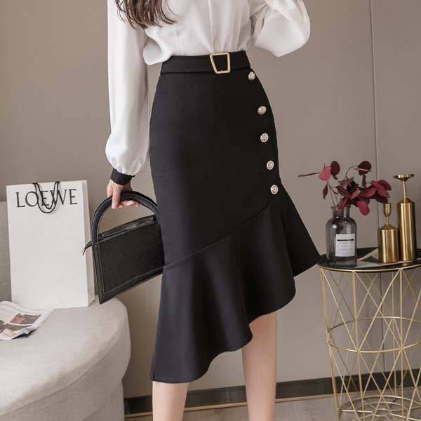 Sieviešu asimetrisks svārki ar pogām un jostu