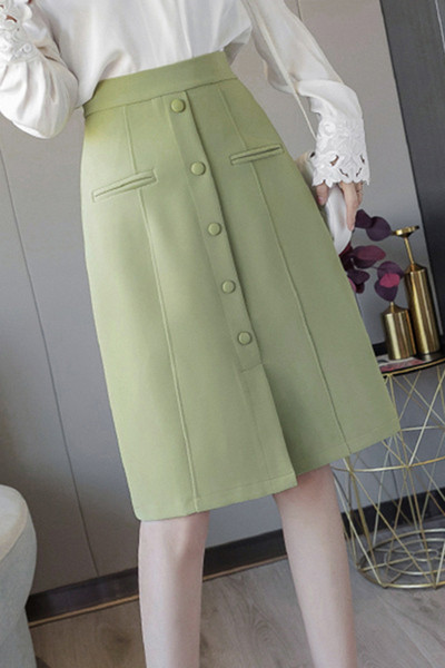 Модерна дамска пола с цепка и А-линия