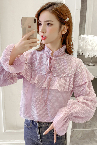 Aktuāla sieviešu blūze ar pusaugstu apkakli ar saitēm un dekoratīvām pērlēm