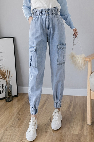 Paprasti moteriški džinsai su kišenėmis ir elastingu juosmeniu