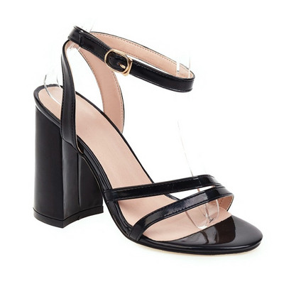 Sieviešu sandales ar augstu biezu papēdi un lencēm