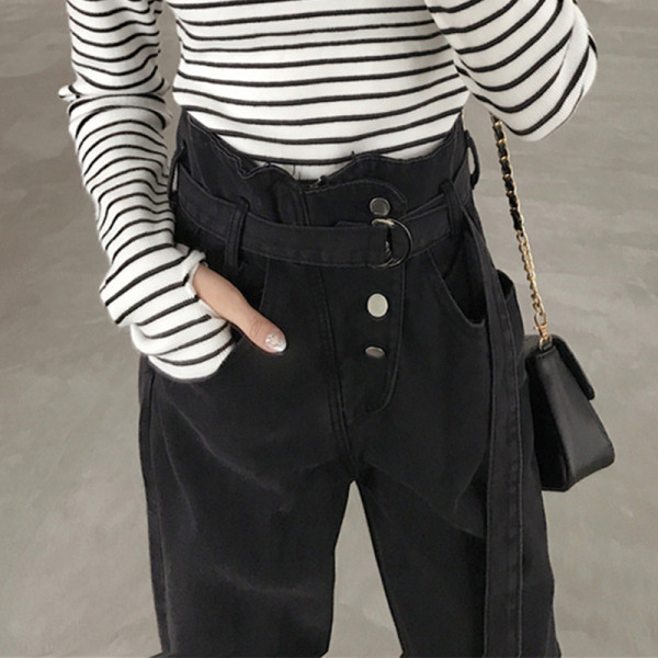 Ikdienas sieviešu džinsi ar augstu vidukli un jostu melnā krāsā