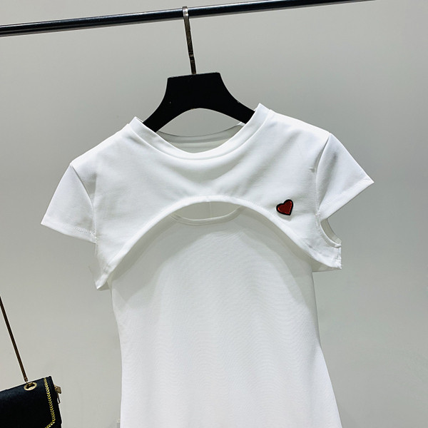 Új modell női ruha ovális nyakkivágással, két részből álló rövid ujjú