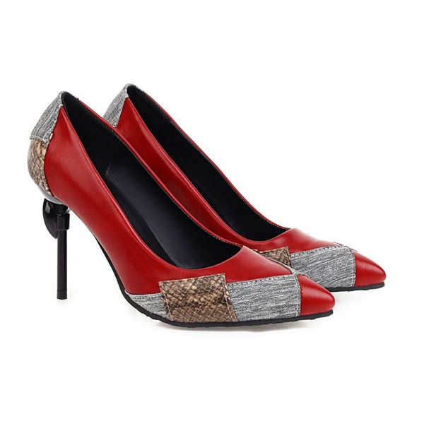 Modern női cipő leopárdmintás magassarkúval