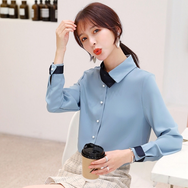 Дамска риза от шифон с ниска яка и копчета