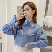 Modernus moteriškas marškinių platus modelis su klasikine apykakle