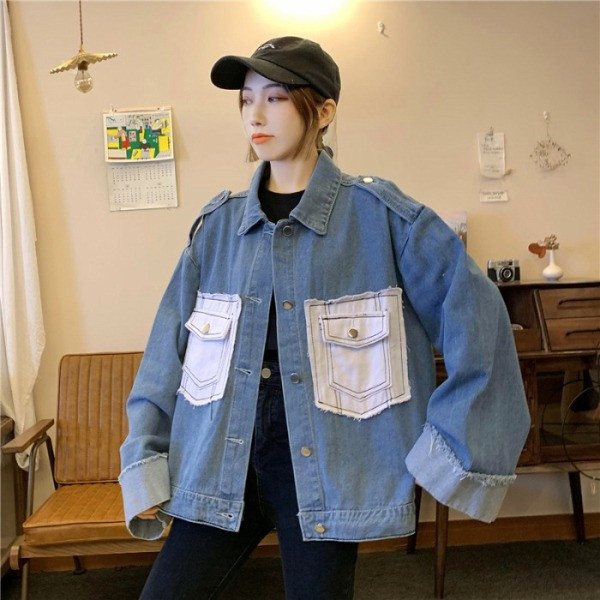 Jelenlegi női farmerdzseki széles modell zsebekkel