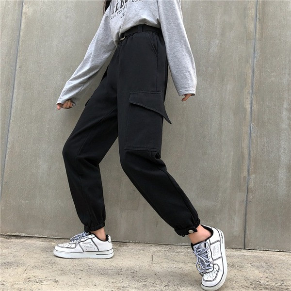 Alkalmi női nadrág széles modell magas derékkal, övvel és zsebekkel