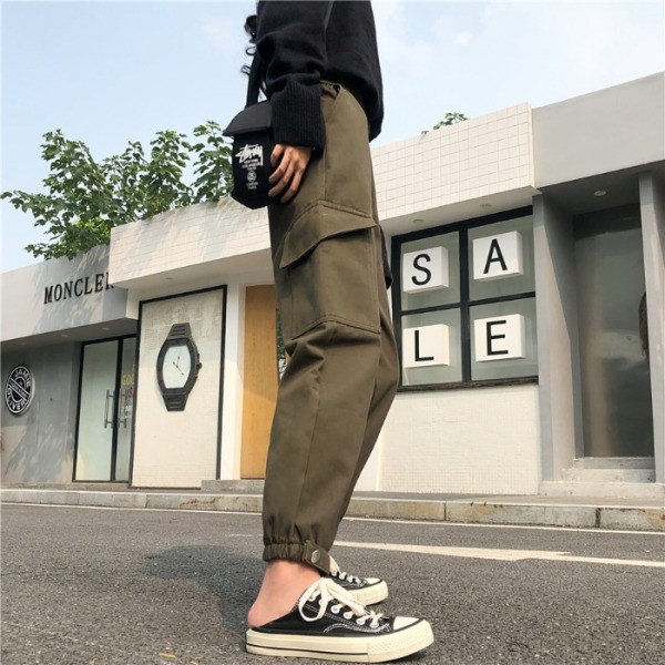 Alkalmi női nadrág széles modell magas derékkal, övvel és zsebekkel