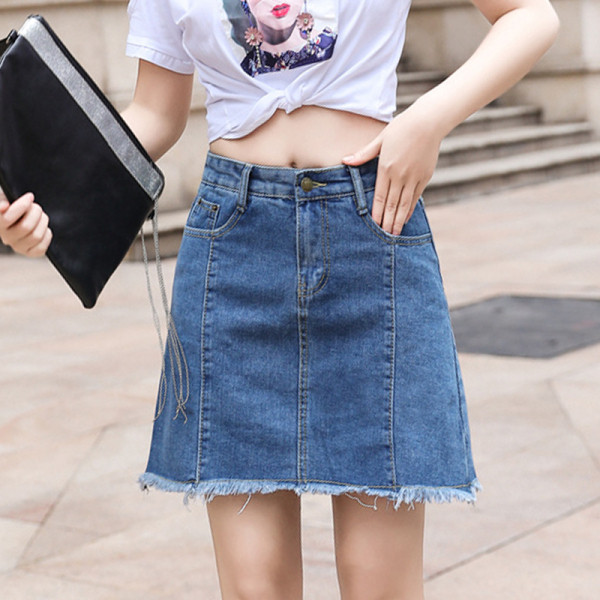 Naiste vabaaja lühike seelik kõrge vöökohaga – puhas mudel