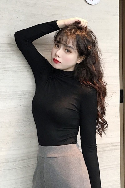 Női alkalmi blúz magas gallérral és hosszú ujjal