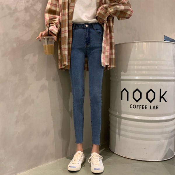 Blugi de dama mulati model uni cu talie inalta