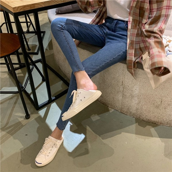 Blugi de dama mulati model uni cu talie inalta