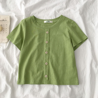 Sieviešu t-krekls ar pogām un ovālu kakla izgriezumu