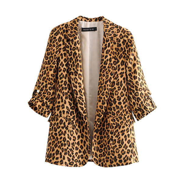 Sieviešu moderna jaka ar 3/4 piedurknēm un leoparda apdruku
