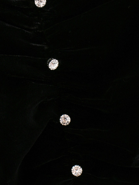 Naujo modelio moteriški trumpi kombinezonai su kvadratine iškirpte ir sagomis