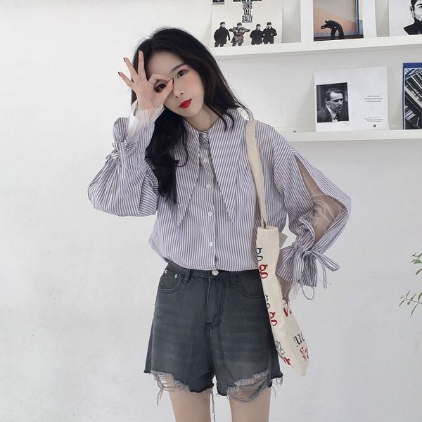 Стилна дамска раирана риза с дълъг ръкав и класическа яка