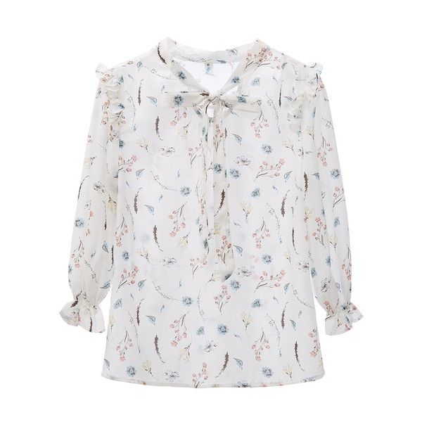 Madinga moteriška palaidinė su kaspinu, gėlių raštu ir 3/4 rankovėmis