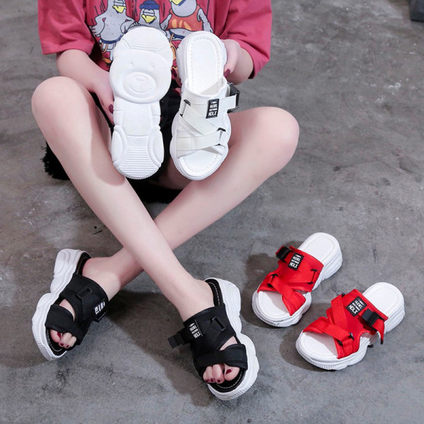 Дамски ежедневни чехли с висока подметка и каишки 