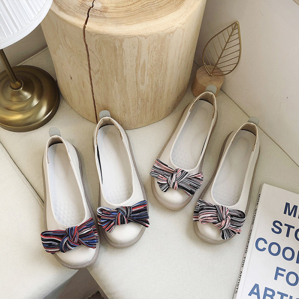 Moteriški laisvalaikio batai iš eko odos su kaspinu