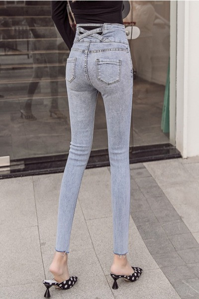 Еластични дамски вталени дънки с висока талия 