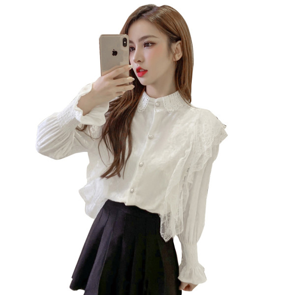 Stilingi moteriški aksominiai marškiniai su nėriniais ir sagomis