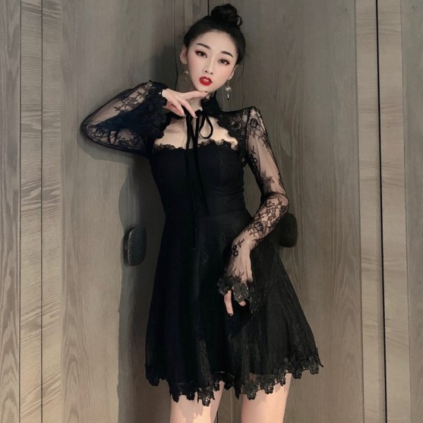 Rochie moderna de dama cu dantela si cravate