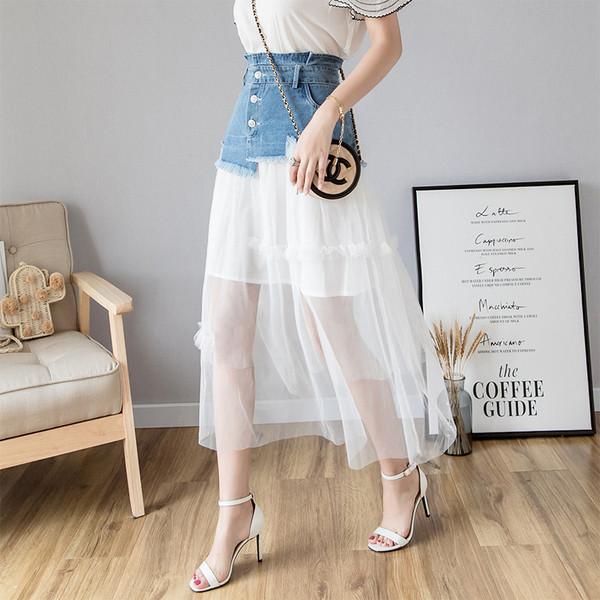 Moteriškas modernus sijonas iš tiulio ir džinsinio audinio aukštu juosmeniu