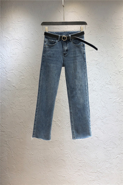 Moteriški laisvalaikio džinsai aukštu juosmeniu ir kišenėmis – tiesaus modelio