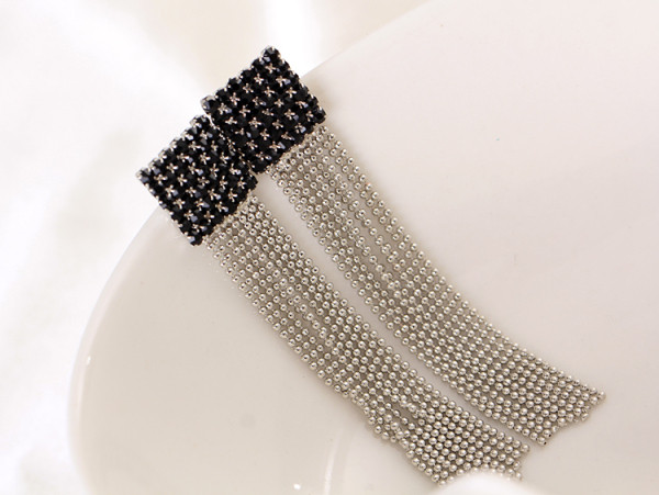 Modern női lógó fülbevaló fekete és ezüst kövekkel